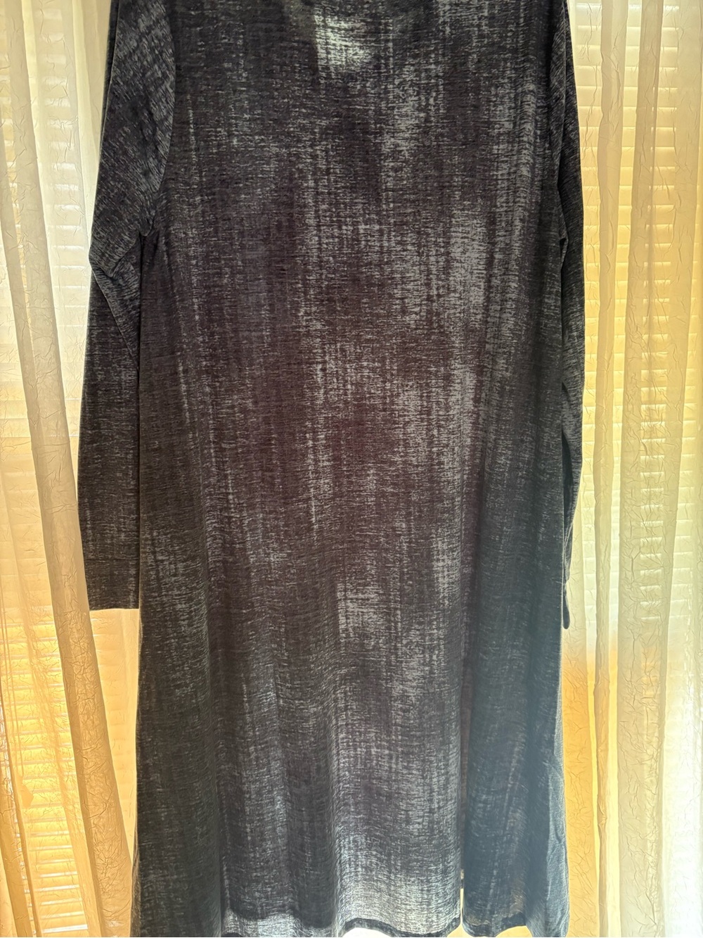 LuLaRoe Emily V-neck Dress in Heathered gray and blue - Picture 3 of 4